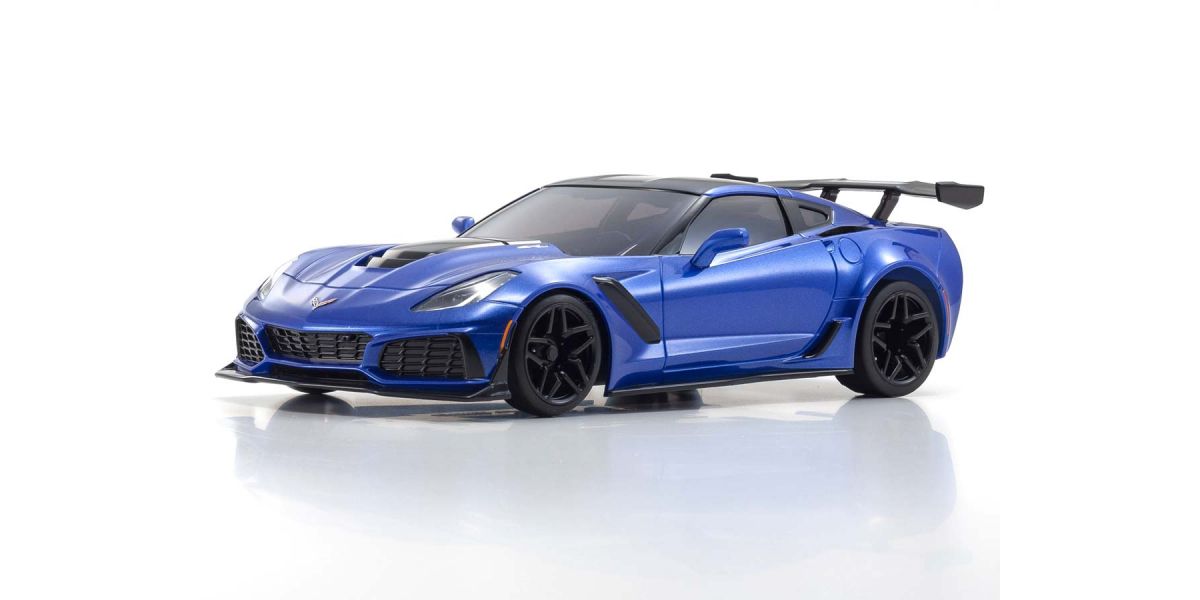 Powered by a 6.2 litre V8 with supercharger, the most powerful Corvette ever built generated 755HP and a massive 969Nm of torque. The aggressive styling with dynamic aero form has been immaculately recreated.